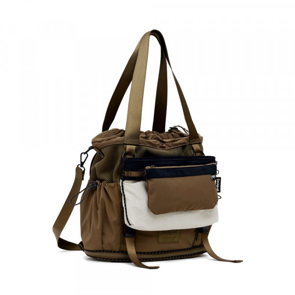 grosser-modularer-nylon-rucksack
