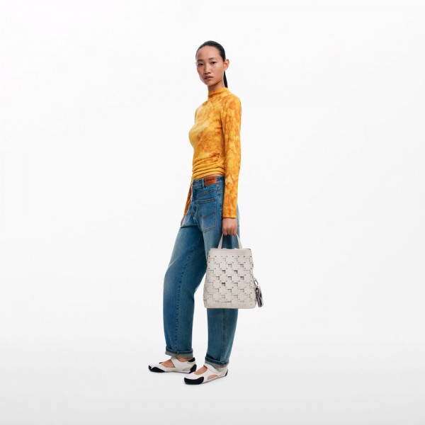 sac-a-dos-moyen-avec-patch-effet-cuir