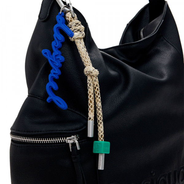mochila-conversivel-com-logotipo-grande