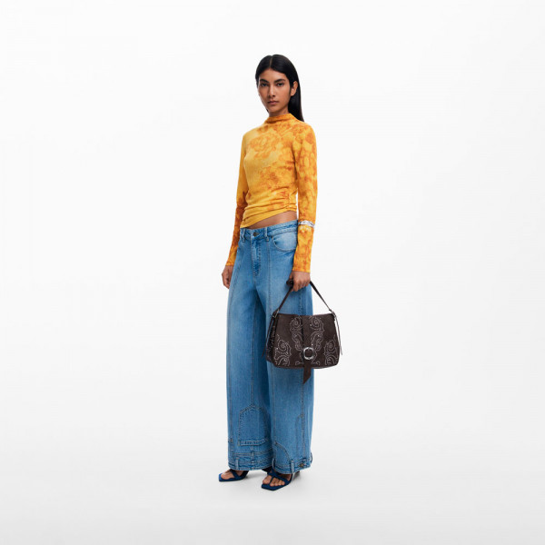 medium-leather-effect-buckle-bag
