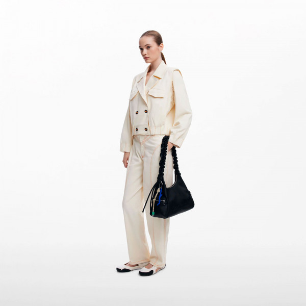 sac-moyen-avec-logo-3d-et-poignee-froncee