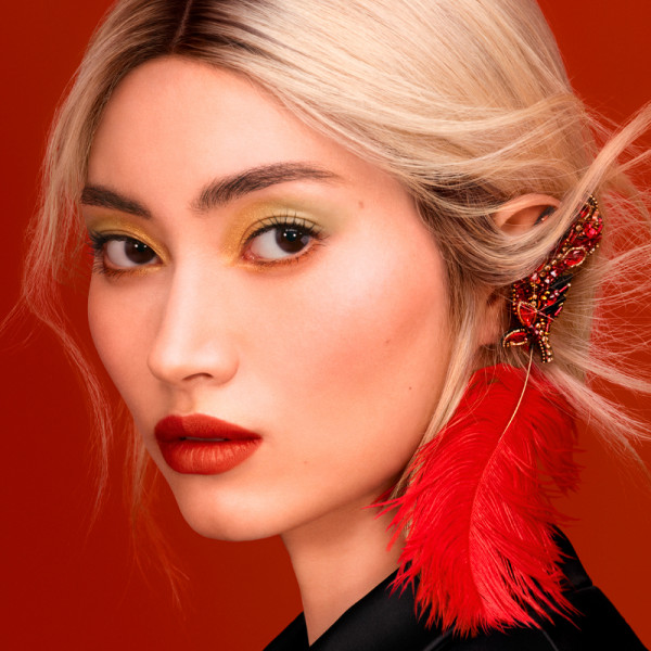 terracota-peacock-los-polvos-bronceadores-96-de-ingredientes-derivados-de-la-naturaleza