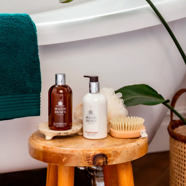 black-pepper-body-lotion-lotion-pour-le-corps