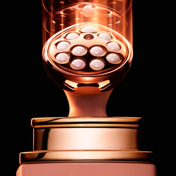 dior-prestige-le-micro-serum-de-rose-yeux-activated-serum-contour-des-yeux-regenerant-exceptionnel-aux-micronutriments