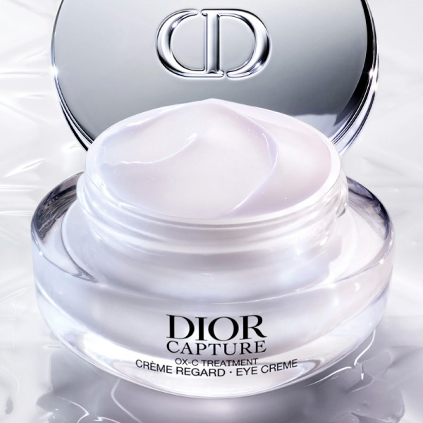 dior-capture-creme-regard-eye-creme-ojenkontur-anti-aging-korrektion-rynker-fasthed-morke-rande-og-poser-under-ojnene