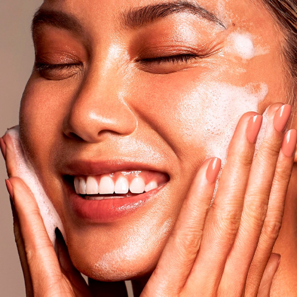 exfolikate-daily-facial-cleanser