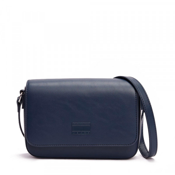 bolso-bandolera-essential-con-solapa
