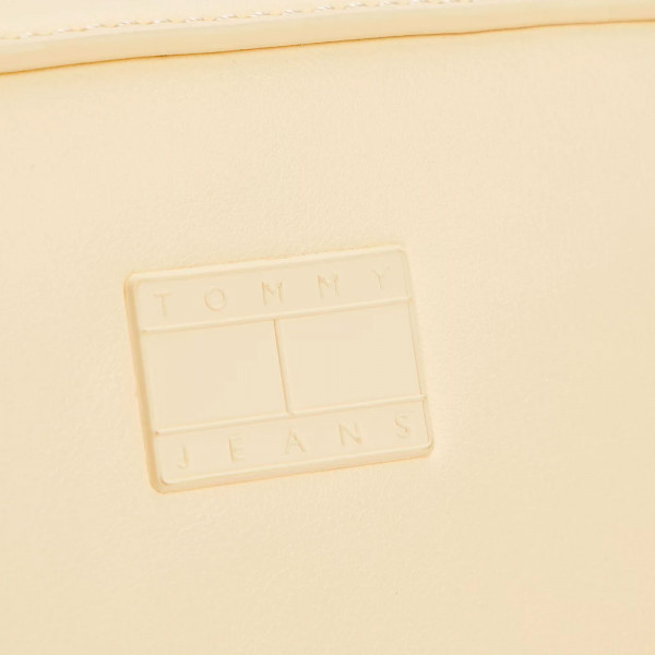 sac-a-bandouliere-pour-appareil-photo-essentiel