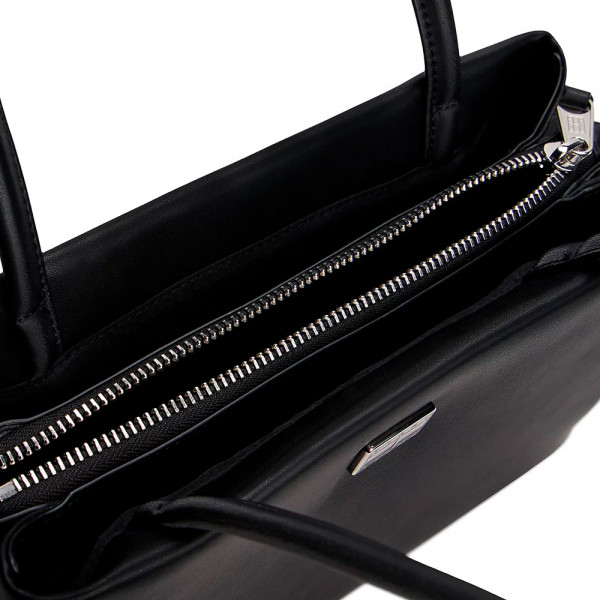 bolso-tote-con-insignia-del-logo