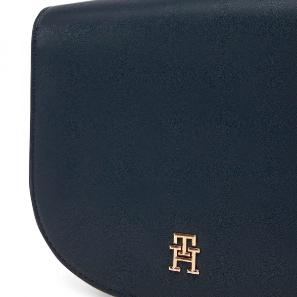 bolso-saddle-mensajero-con-inscripcion