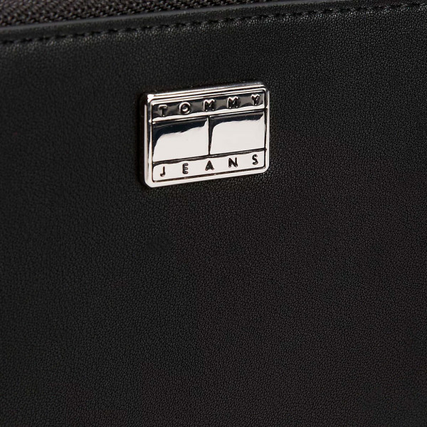 badge-and-zipper-wallet