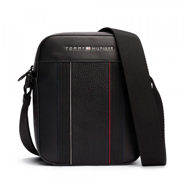 reportertasche-im-texturen-mix