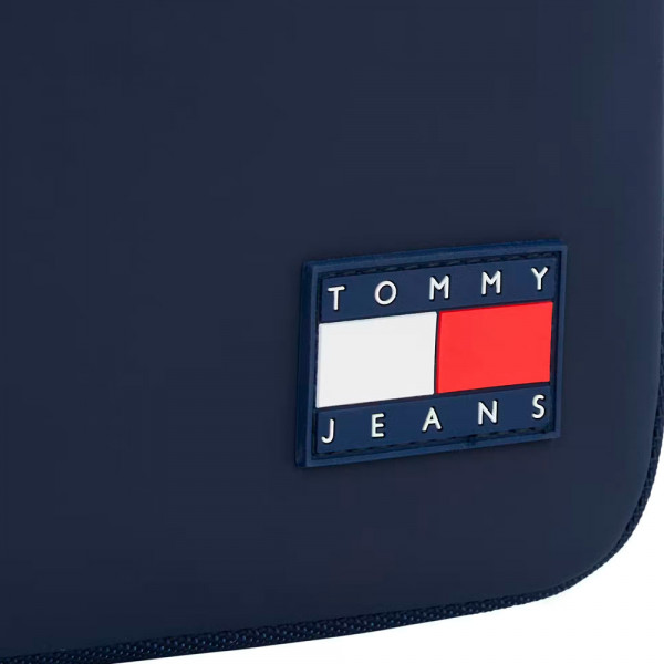 bolsa-mensageiro-reporter-com-alca-de-ombro-e-logotipo