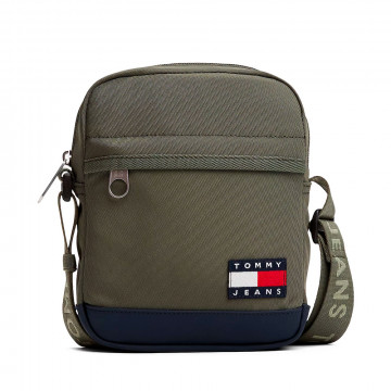essential-daily-crossbody-bag