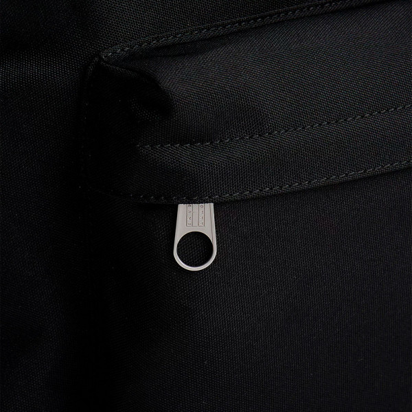 essential-logo-rucksack