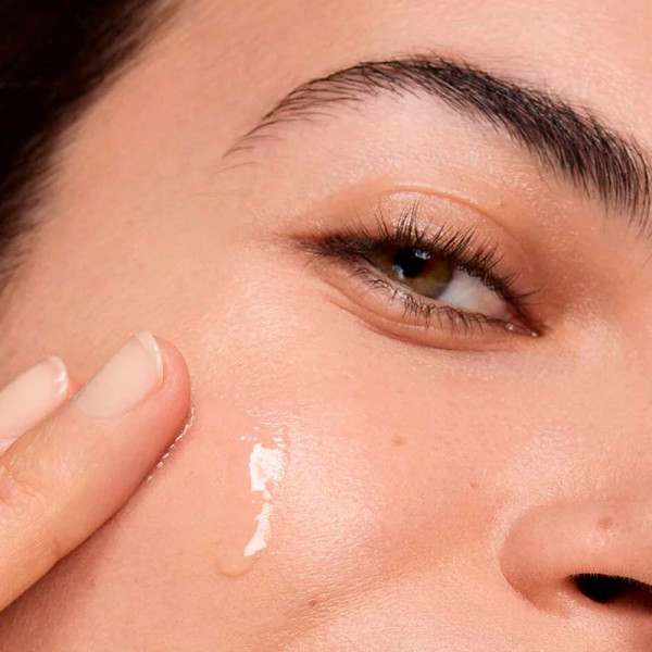 multi-active-glow-serum-aufhellendes-zweiphasenserum