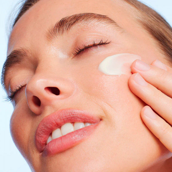 merveillance-lift-den-exceptionelle-dag-og-natcreme