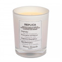 Replica By the Fireplace
Scented Candle