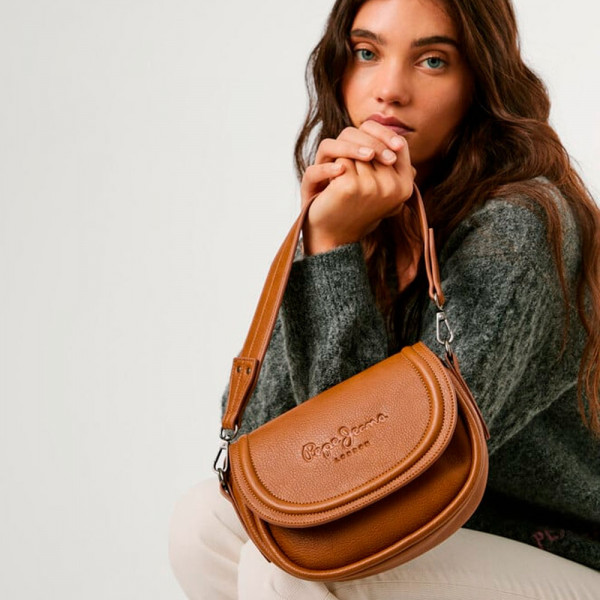 faux-leather-bag-with-flap