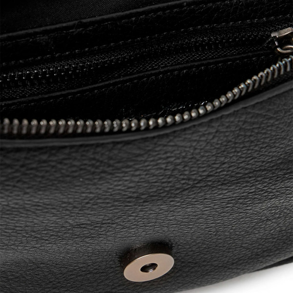 faux-leather-bag-with-flap