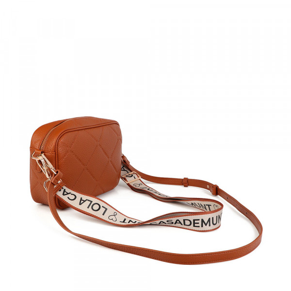 bolsa-de-ombro-com-monograma-de-diamante