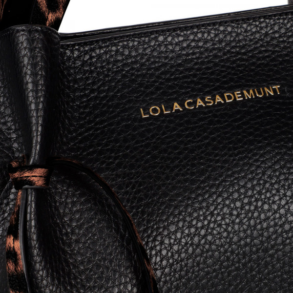 sac-cabas-avec-details-en-cuir-imprime-animal