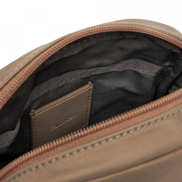 bolso-reporter-de-nailon-mate