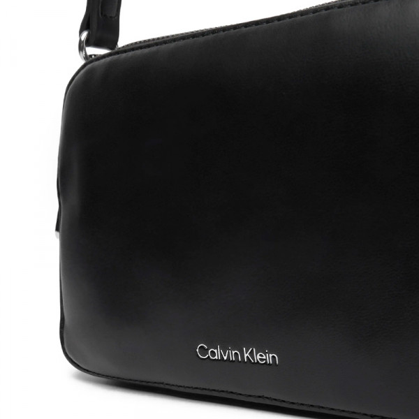 sac-bandouliere-convertible-a-2-sangles sac-bandouliere-convertible-a-2-sangles