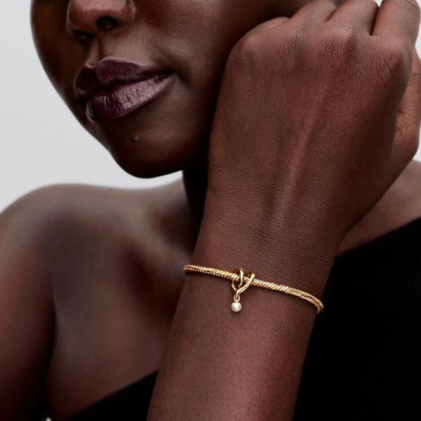 ciondolo-a-forma-di-cuore-avvolto-764138c01 ciondolo-a-forma-di-cuore-avvolto-764138c01