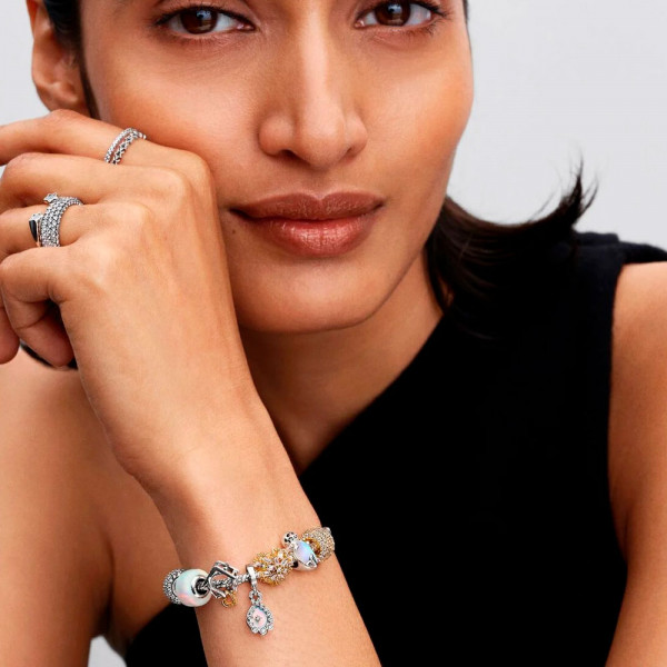 charm-home-and-heart-764145c00