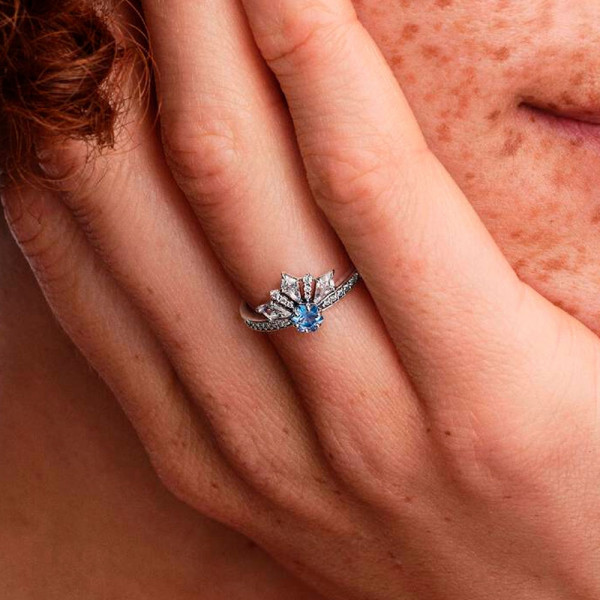 bague-diademe-reine-elsa-de-disney-frozen-194134c01 bague-diademe-reine-elsa-de-disney-frozen-194134c01