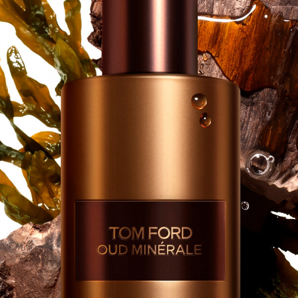 oud-minerale-eau-de-parfum-estuche oud-minerale-eau-de-parfum-estuche