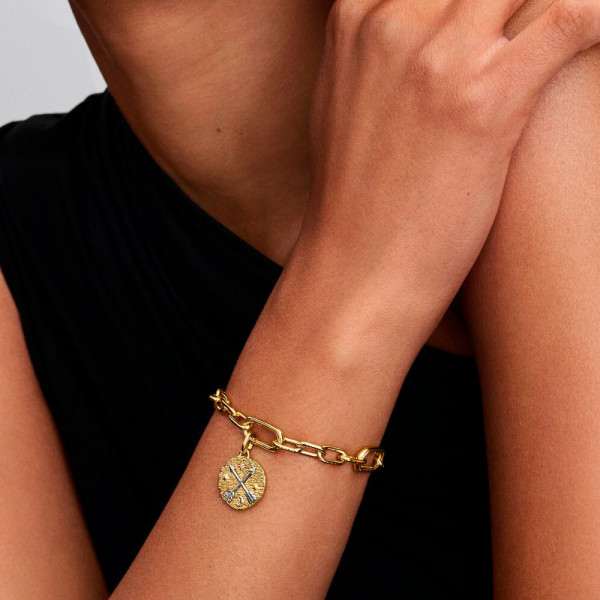 pingente-medalhao-e-flechas-cruzadas-764081c01