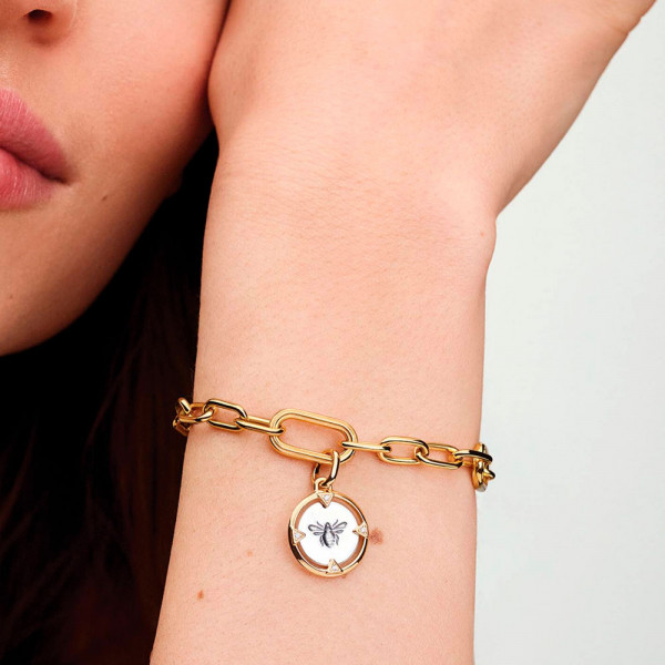 pingente-medalhao-de-abelha-763417c01