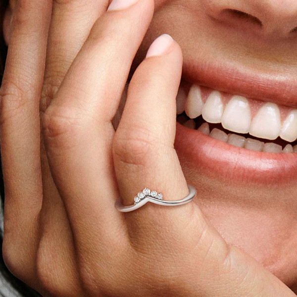 classic-desire-ring-with-tiara-198282cz