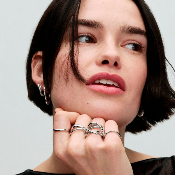 organic-shaped-band-ring-193314c00