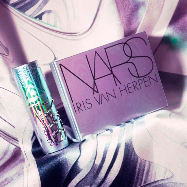 light-reflecting-prismatic-powder-lysende-pudder-i-begraenset-oplag