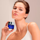 skin-caviar-luxe-cream-sheer