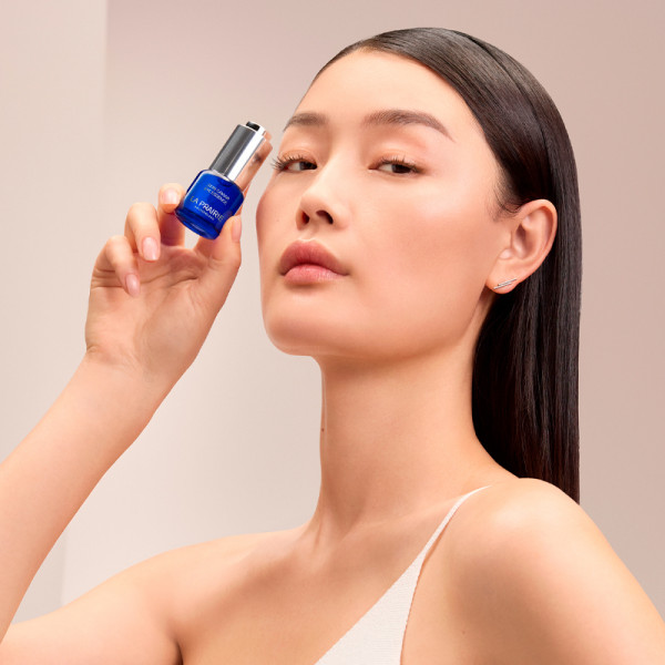 skin-caviar-eye-essence-light-moisturizing-gel