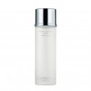 crystal-micellar-water-eyes-face