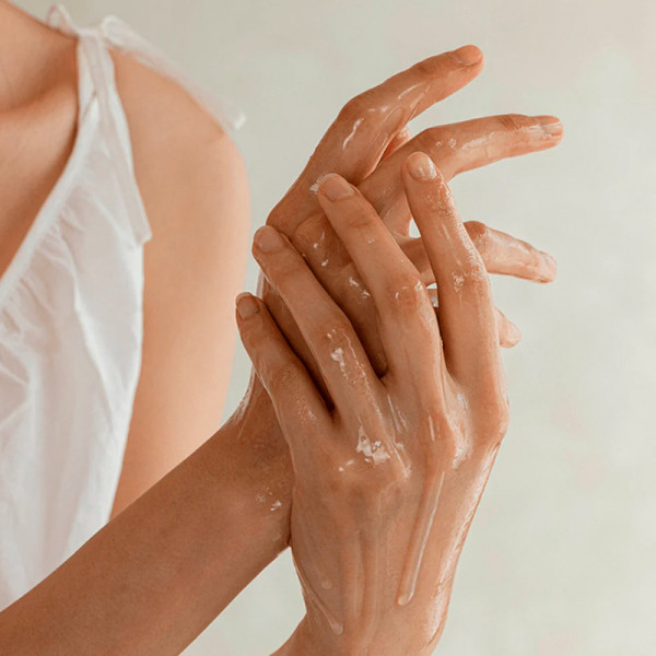 ginseng-cleansing-oil-huile-de-nettoyage