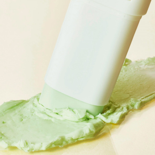 matte-sun-stick-mugwortcamellia-spf-50-pa-face-shield-stick