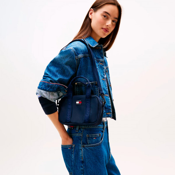 sac-bandouliere-essential-inscription