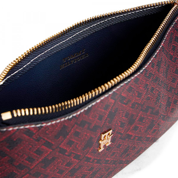 hilfiger-icon-shoulder-bag