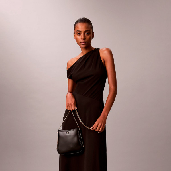 sacoche-de-selle-avec-chaine-et-monogramme