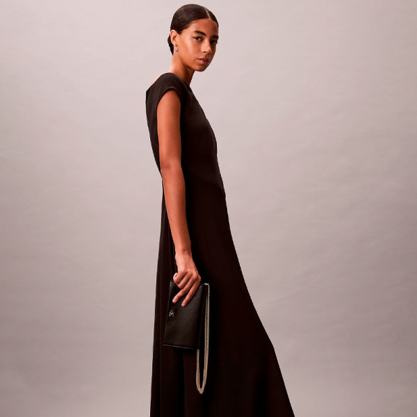 portefeuille-a-chaine-monogramme