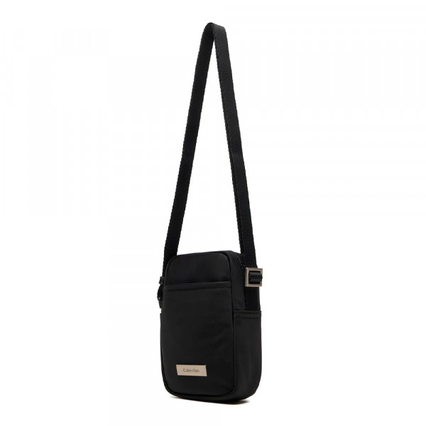 bolsa-transversal-elegante-e-fina-estilo-reporter