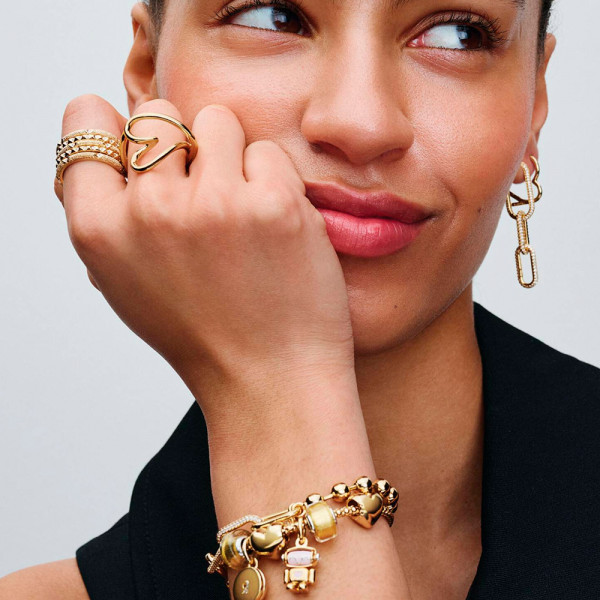 pulsera-de-cadena-de-eslabones-y-esferas-metalicas