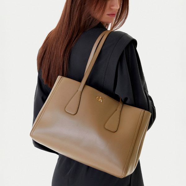 bolso-tote-de-trabajo-mediano-con-monograma