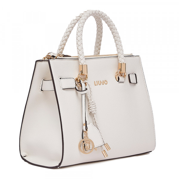 petit-sac-a-bandouliere-avec-breloques